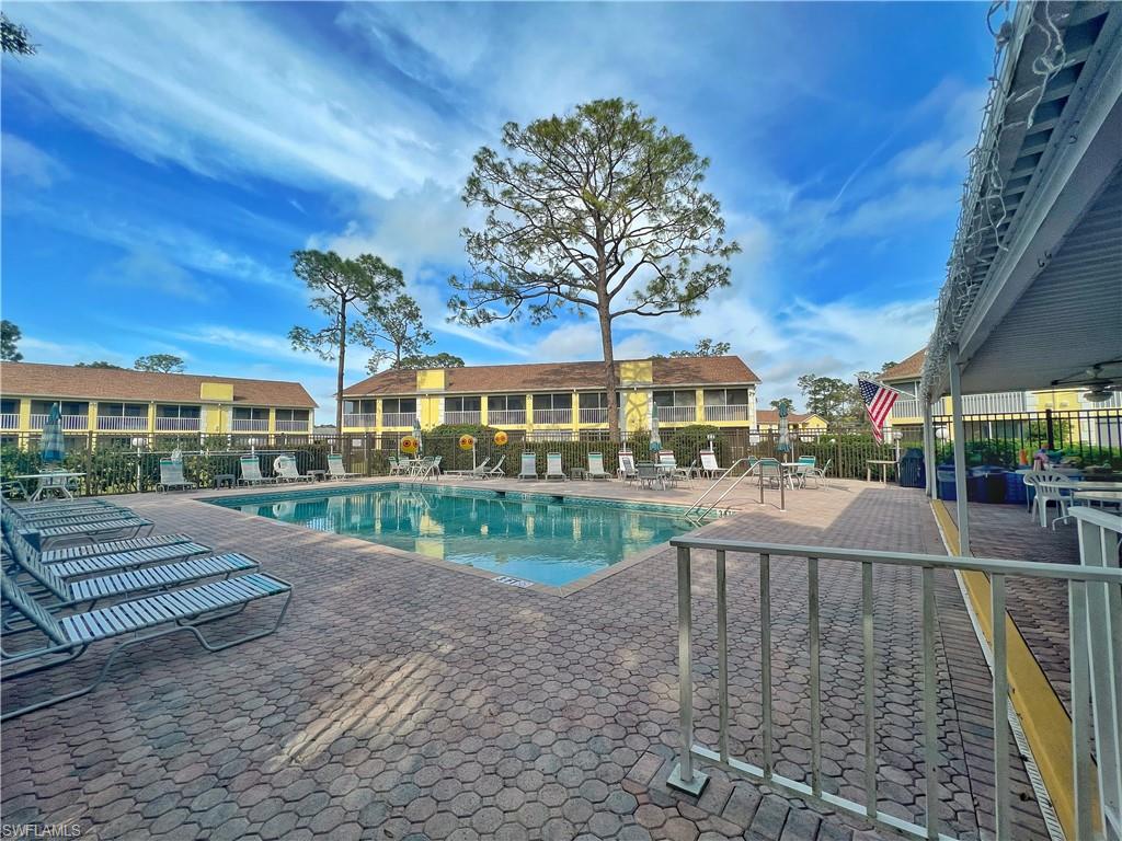 2568 Kings Lake BLVD # 201