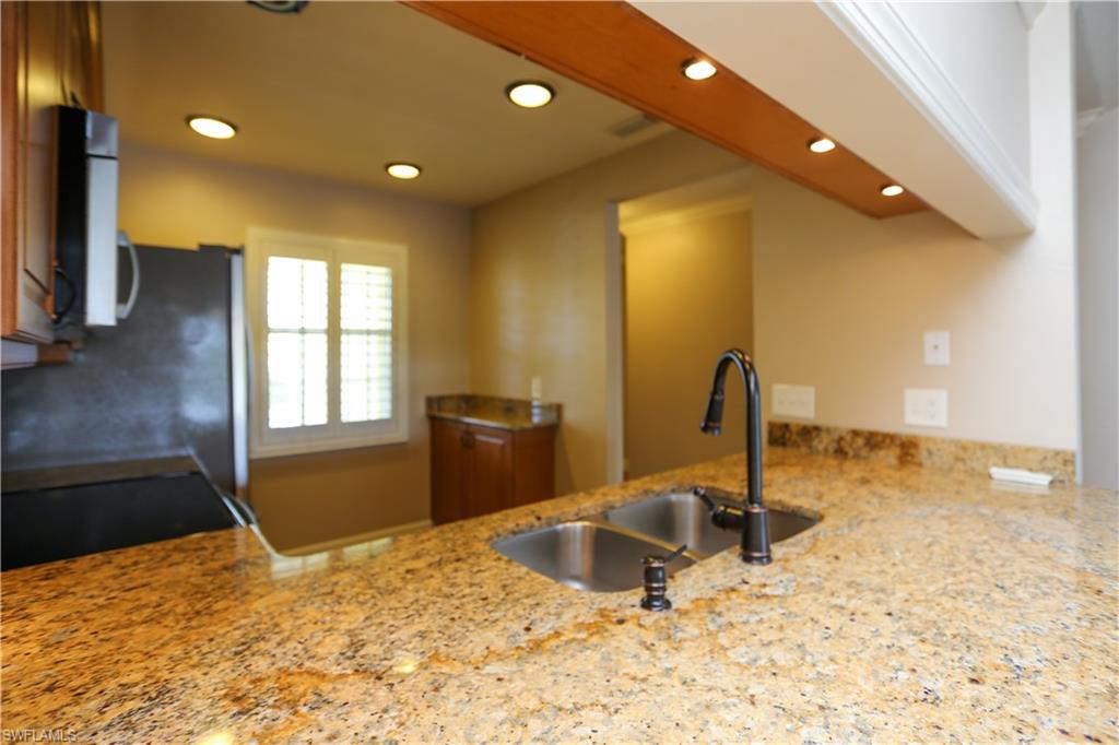 2568 Kings Lake BLVD # 201