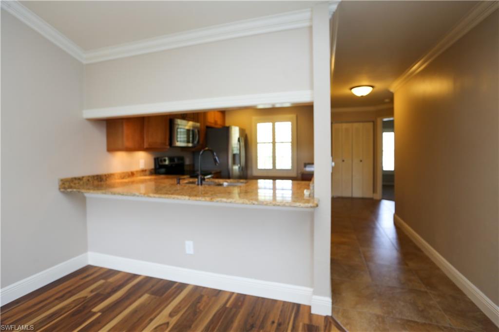 2568 Kings Lake BLVD # 201