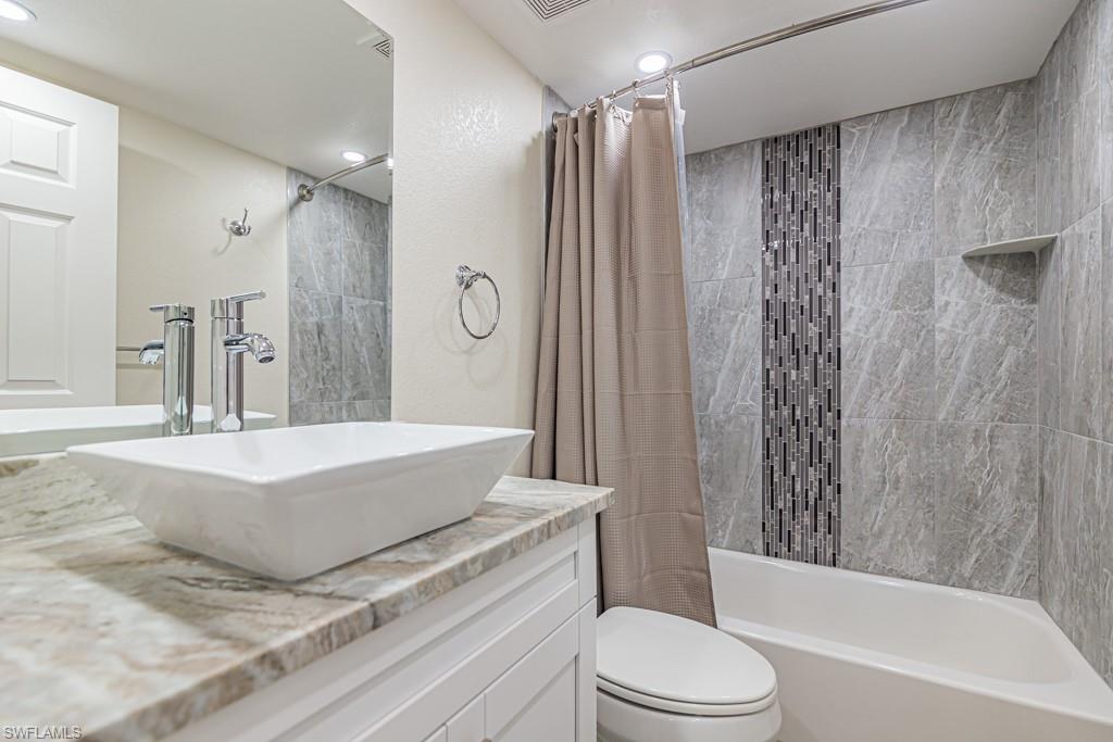 2562 Kings Lake BLVD # 102