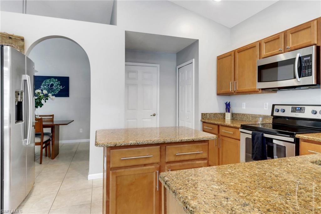 6773 Southern Oak CT