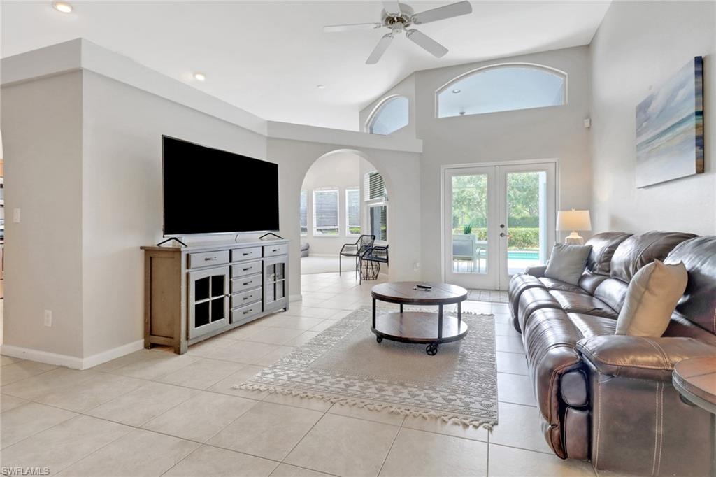 6773 Southern Oak CT