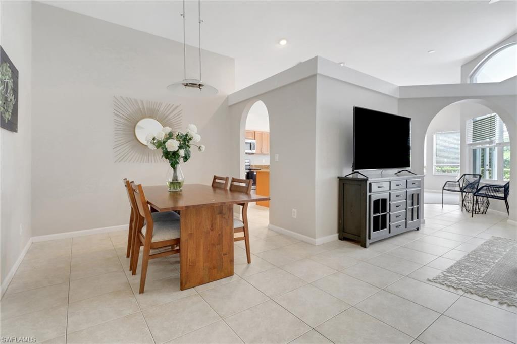 6773 Southern Oak CT