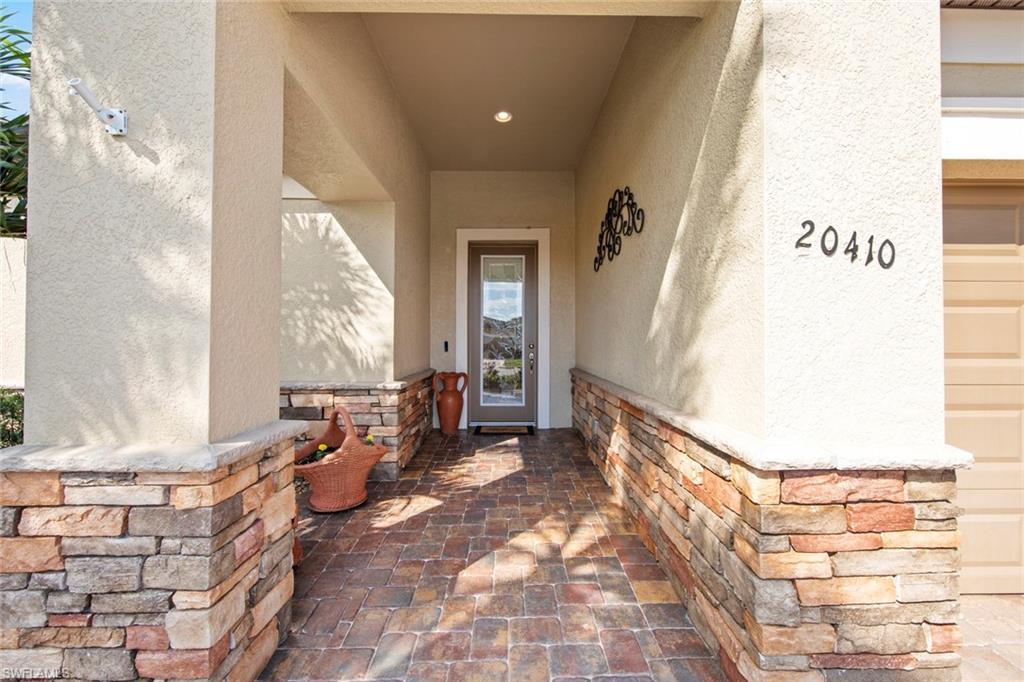 20410 Black Tree LN