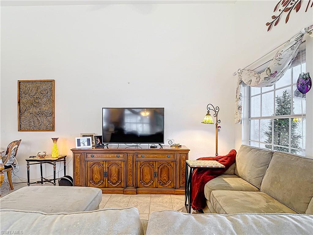 1771 Corona Del Sire DR