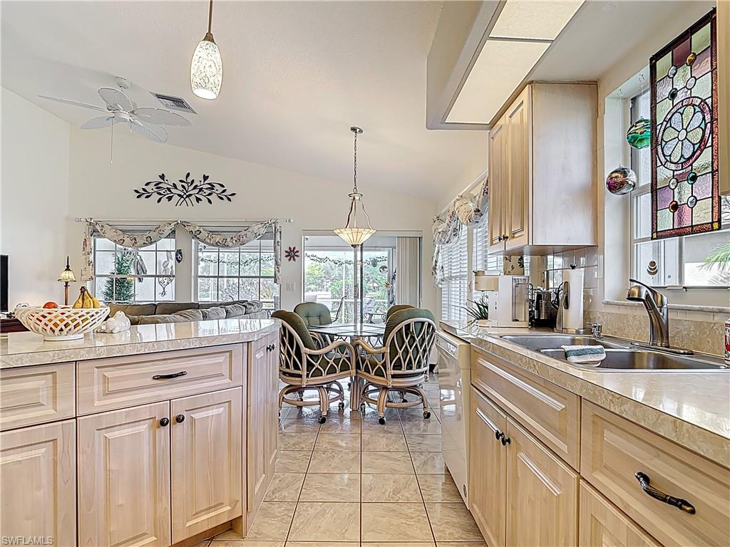 1771 Corona Del Sire DR