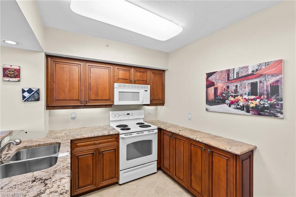 990 Cape Marco DR # 208