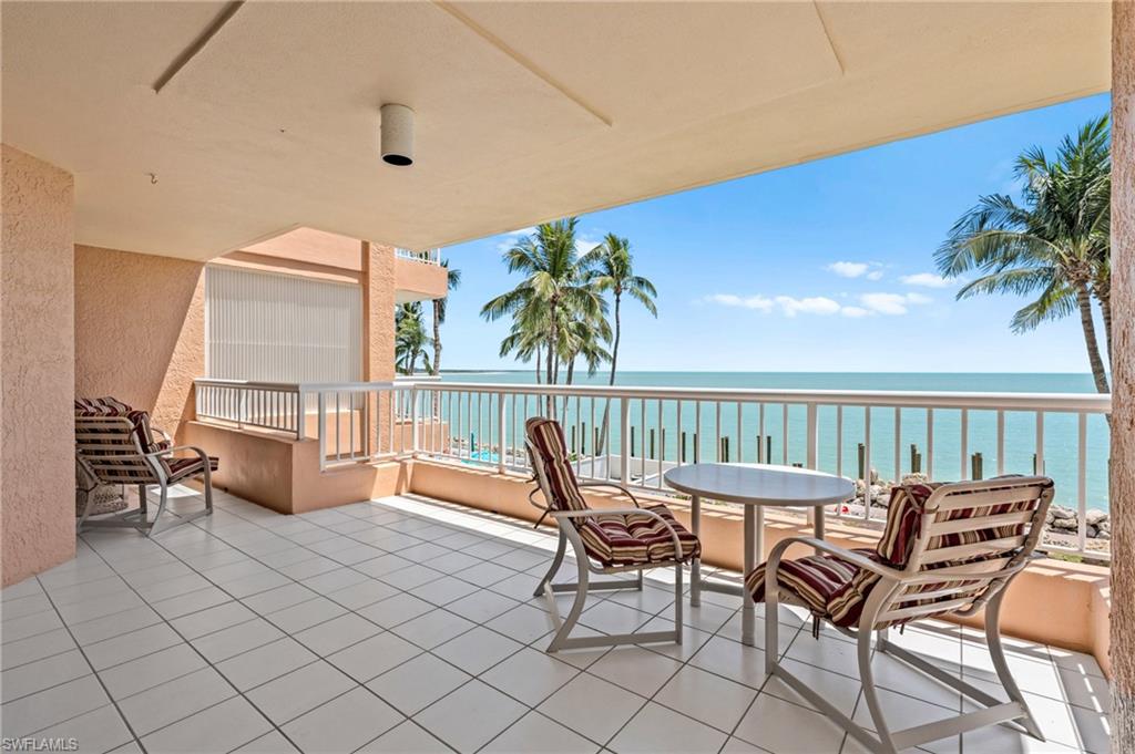 990 Cape Marco DR # 208