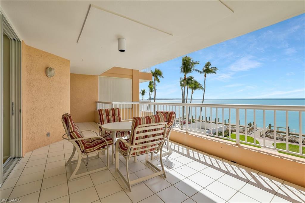 990 Cape Marco DR # 208