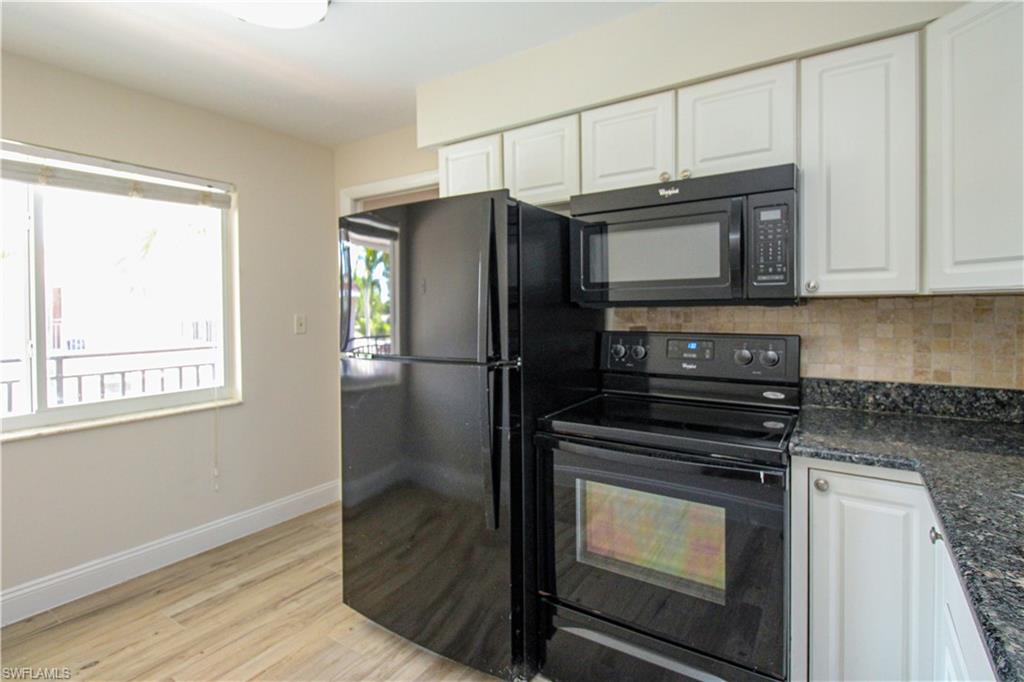 2102 Alamanda DR # 202