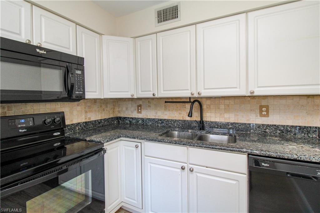 2102 Alamanda DR # 202