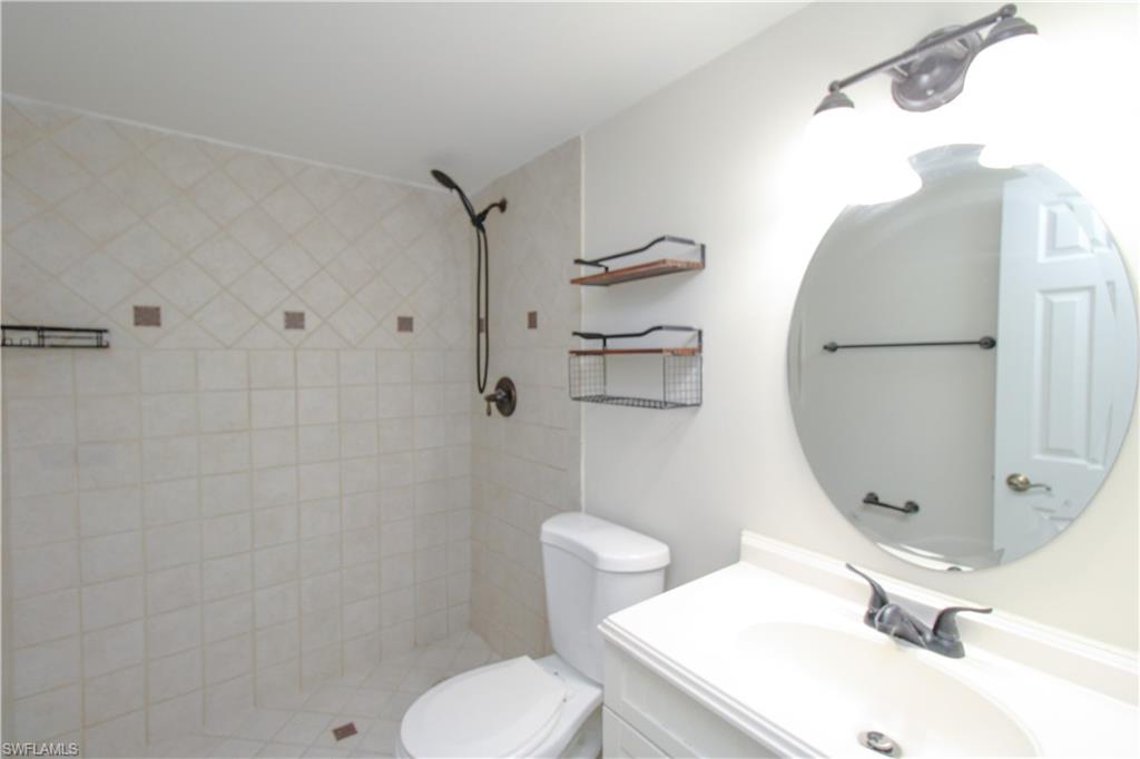 2102 Alamanda DR # 202