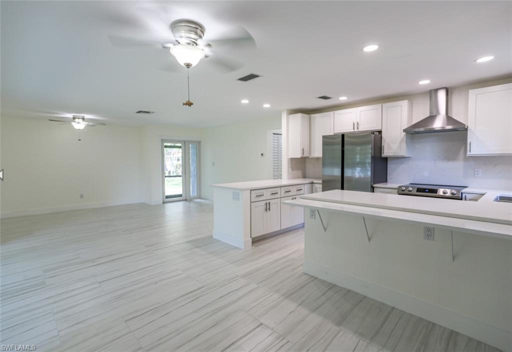 225 Georgetown BLVD