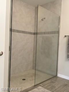 14631 Edgewater CIR