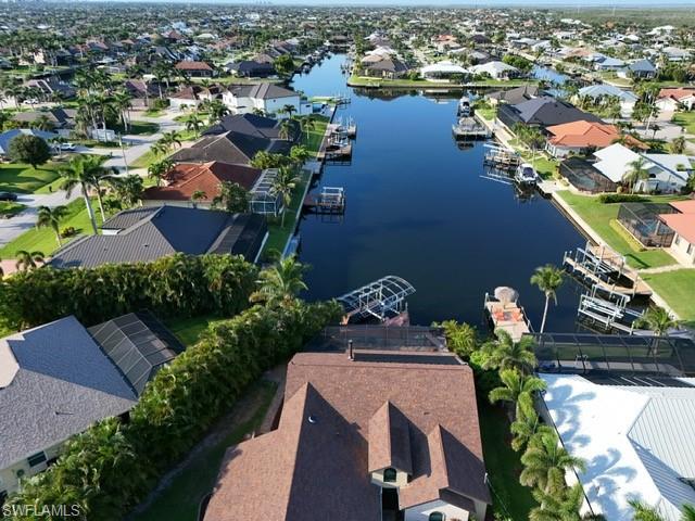 2710 SW 39th TER