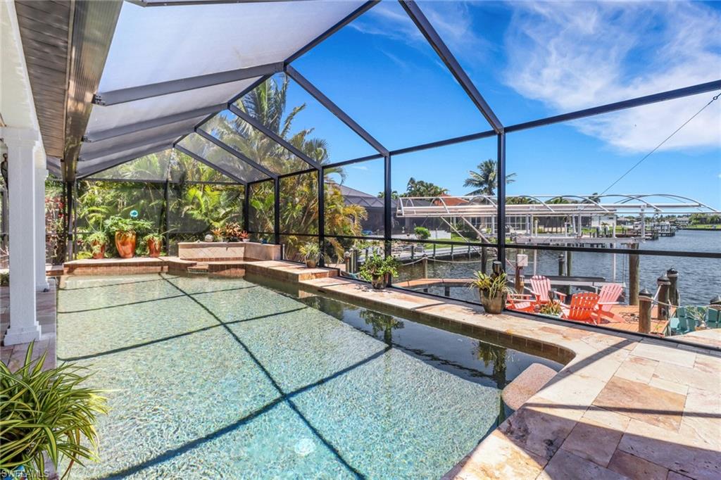 2710 SW 39th TER