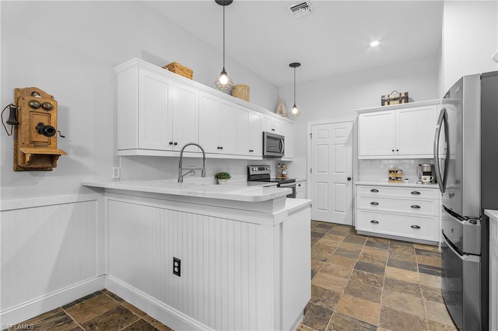 5418 Whispering Willow WAY