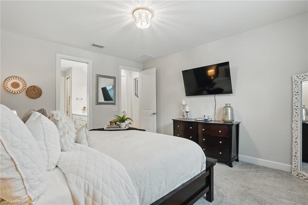10415 Ventana LN