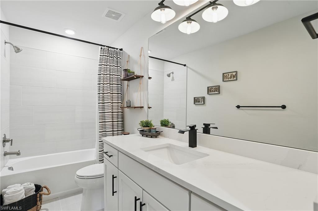 10415 Ventana LN