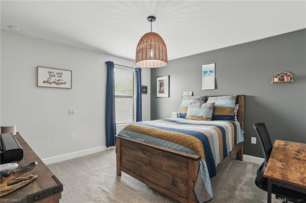 10415 Ventana LN
