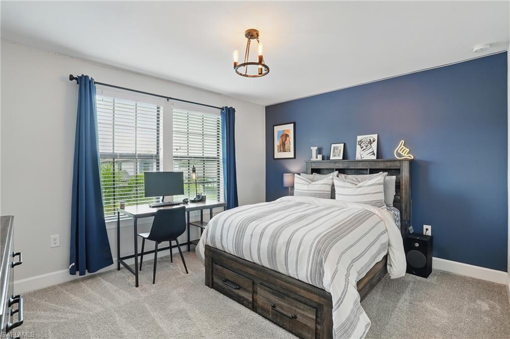 10415 Ventana LN