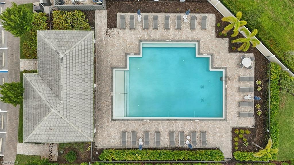 10415 Ventana LN
