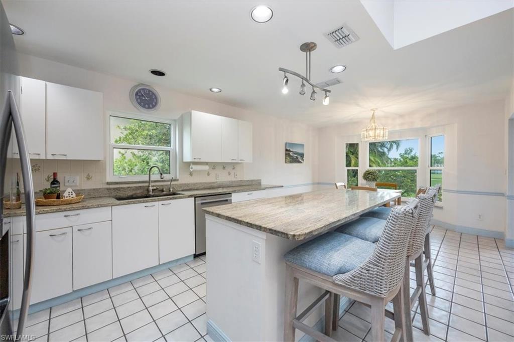 4151 Royal Wood BLVD