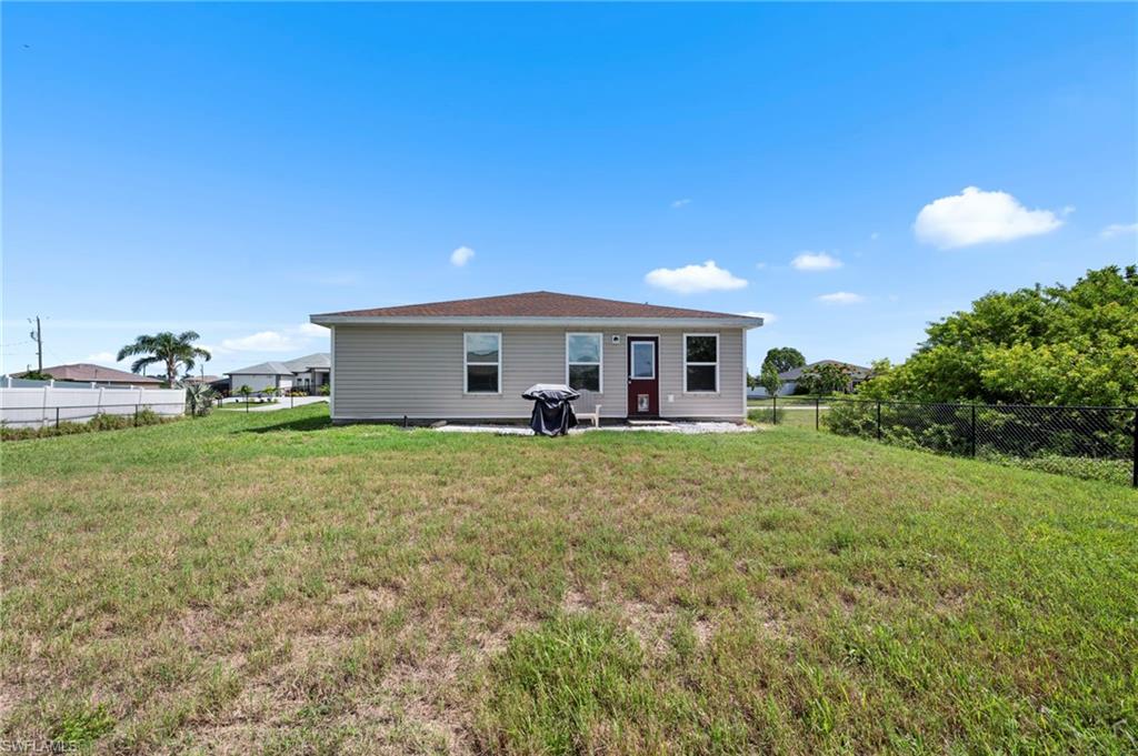 1100 NW 20th ST