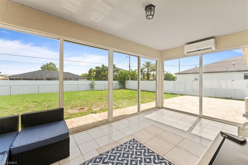 605 SW 18th TER