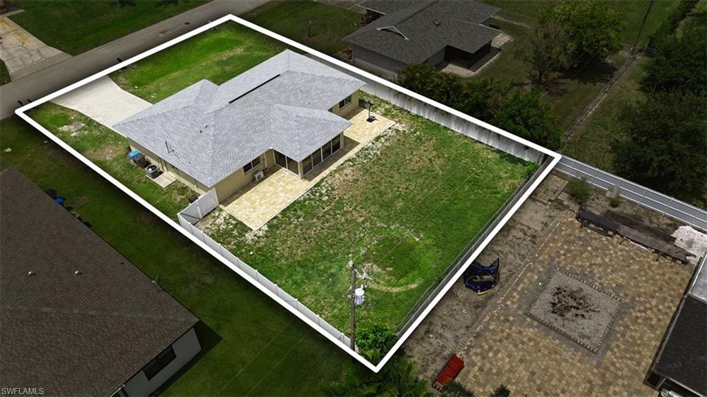 605 SW 18th TER