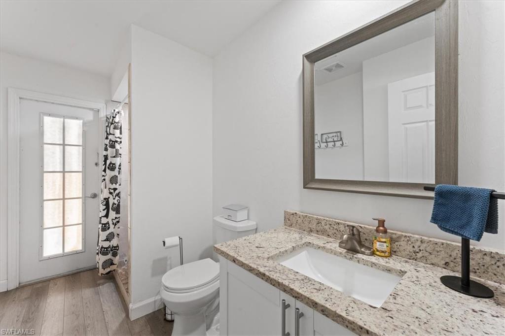 605 SW 18th TER