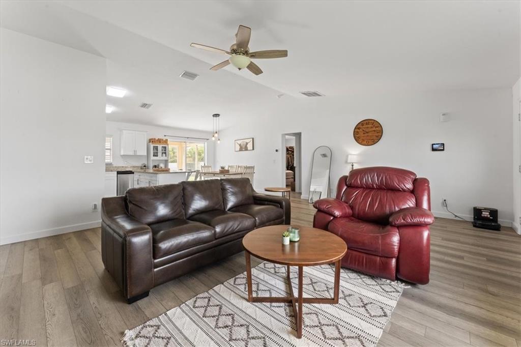 605 SW 18th TER