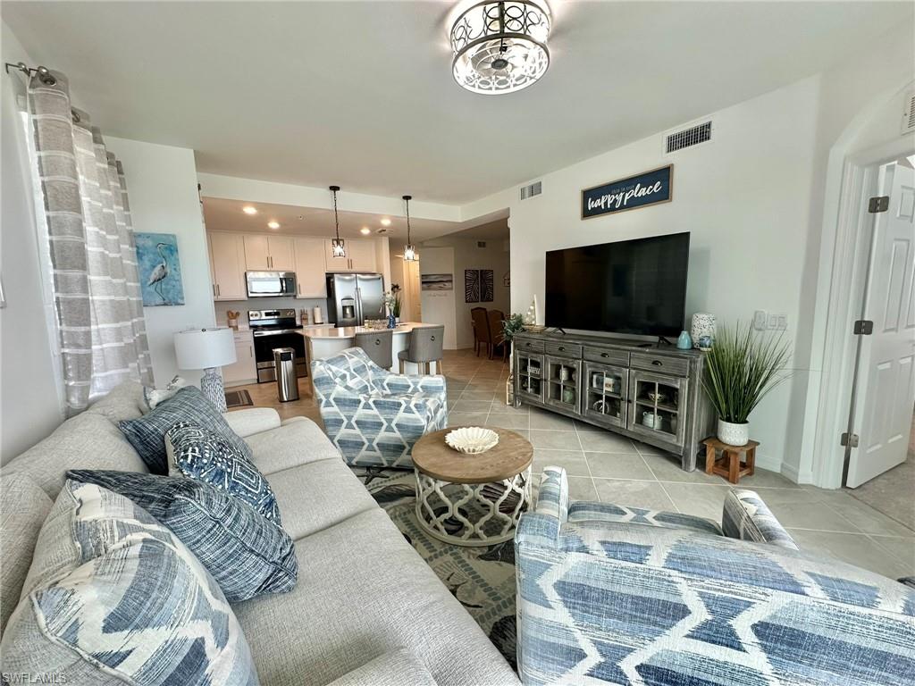 43989 boardwalk loop # 2028