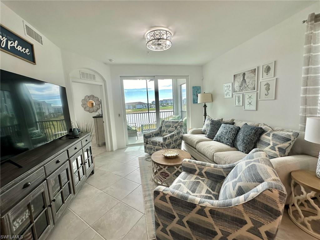 43989 boardwalk loop # 2028