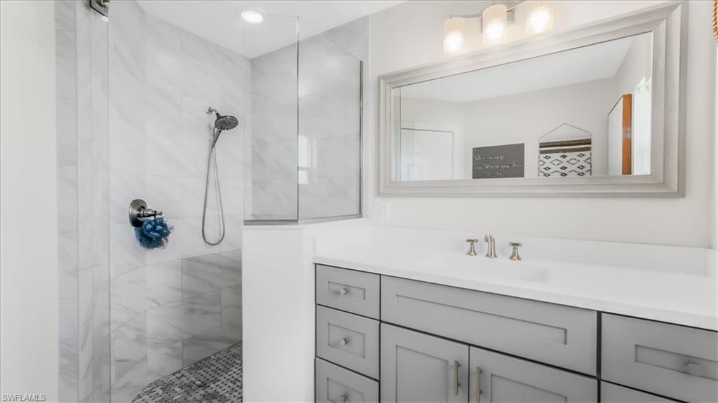 17469 Meadow Lake CIR
