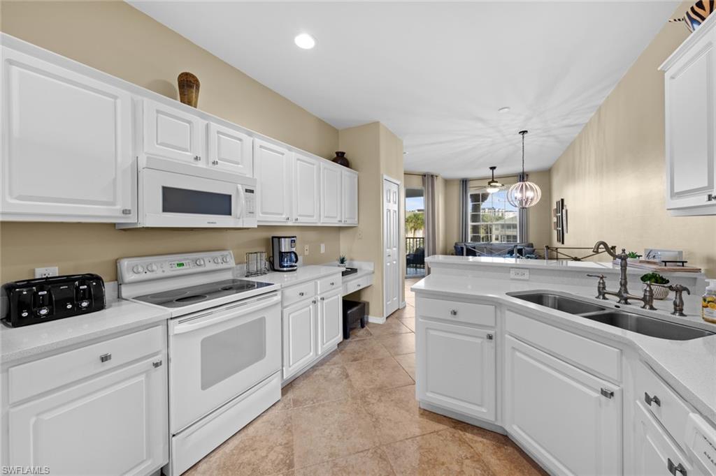 14521 Grande Cay CIR # 2906