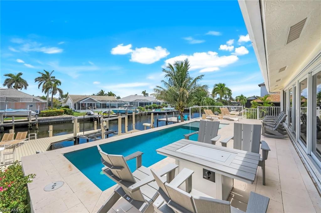 1048 Cottonwood CT