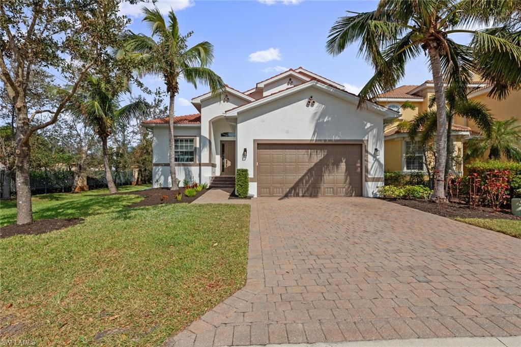 8752 Banyan Bay BLVD
