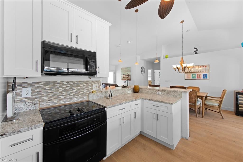 170 SW 52nd ST