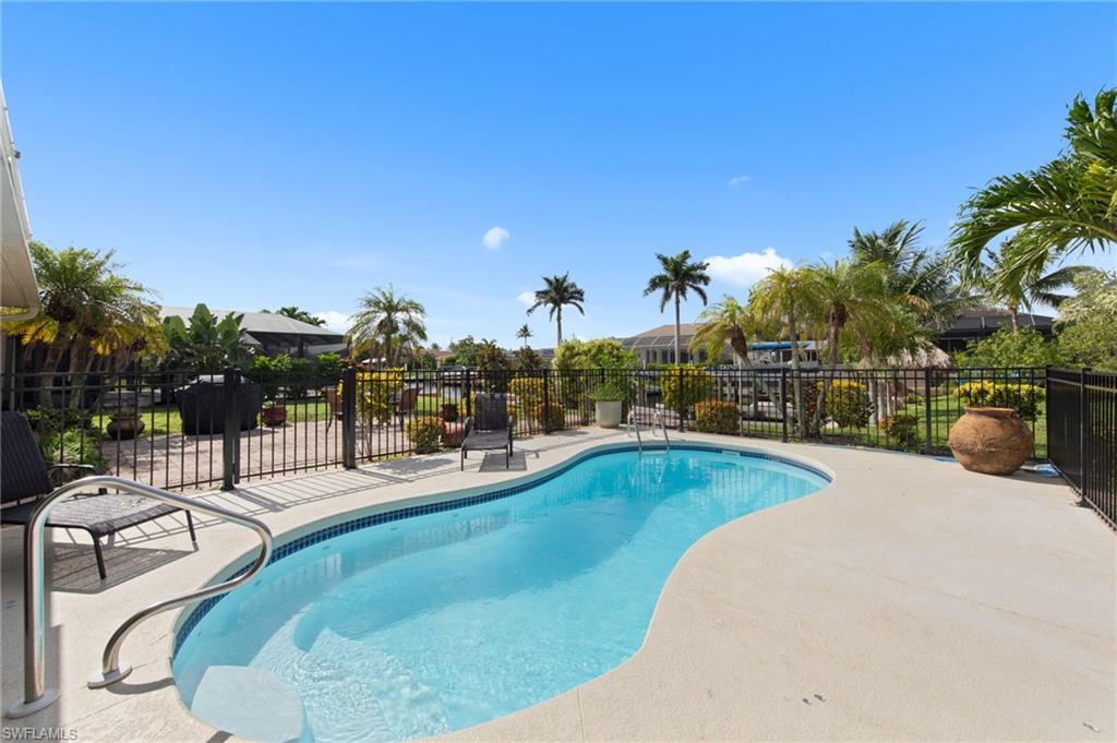 170 SW 52nd ST