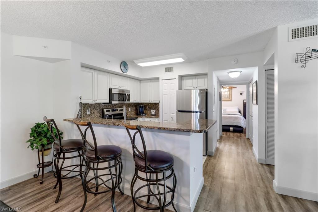 1160 Wildwood Lakes BLVD # 9