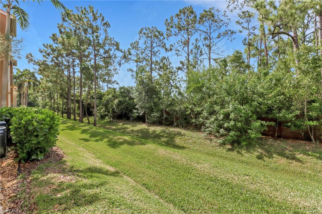 1160 Wildwood Lakes BLVD # 9