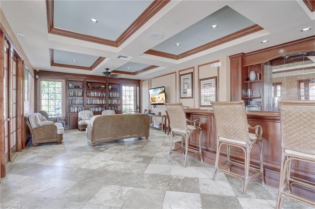 1160 Wildwood Lakes BLVD # 9