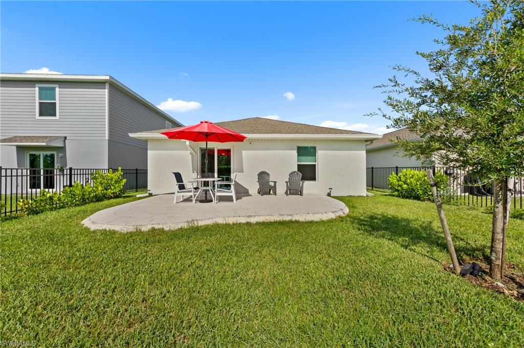 12101 Monterey Pine LN