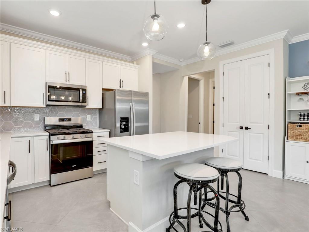 17502 Caravita LN