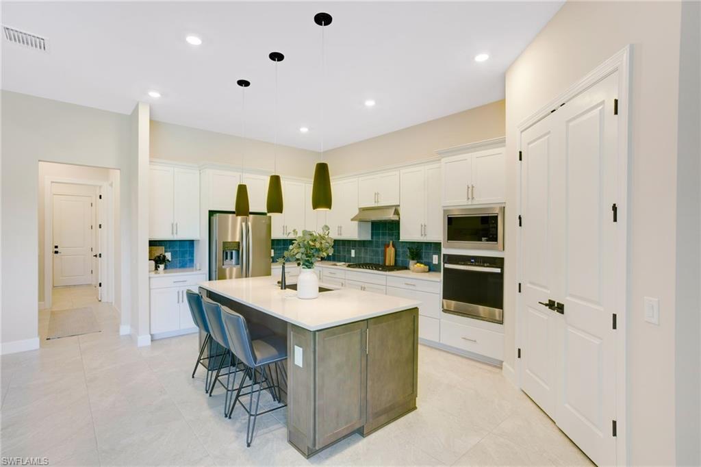 10112 SEASIDE WAY