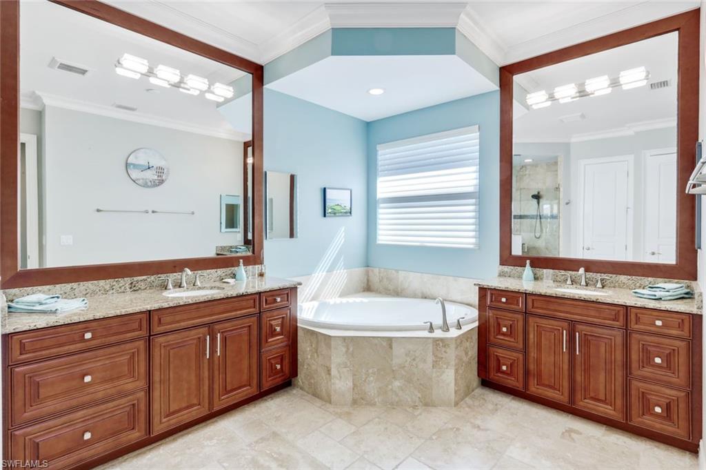 9333 Campanile CIR