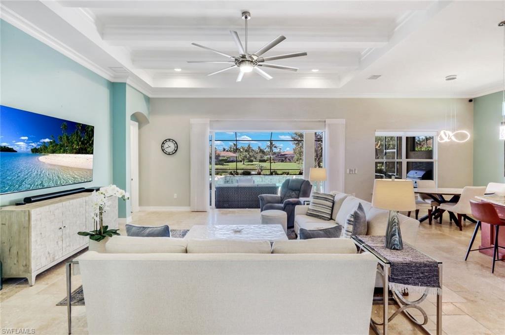 9333 Campanile CIR