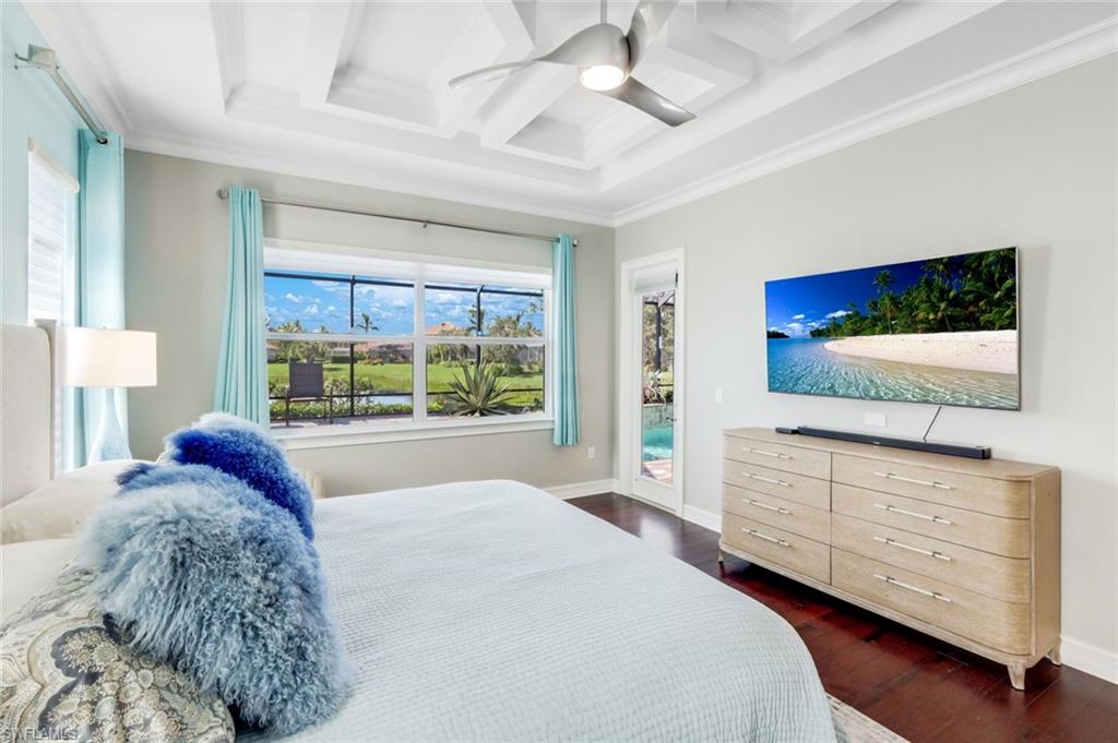 9333 Campanile CIR