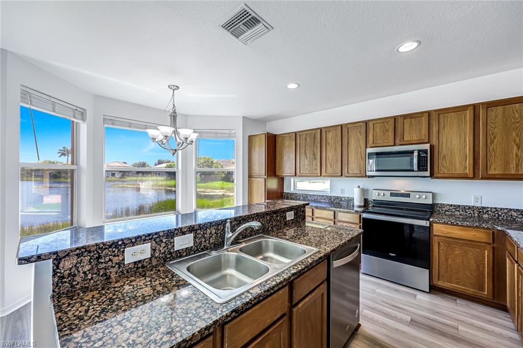 9820 Springlake CIR